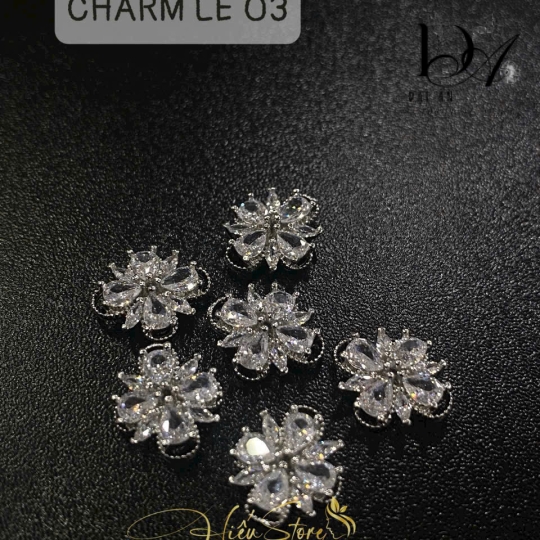 Mẫu charm bán lẻ 