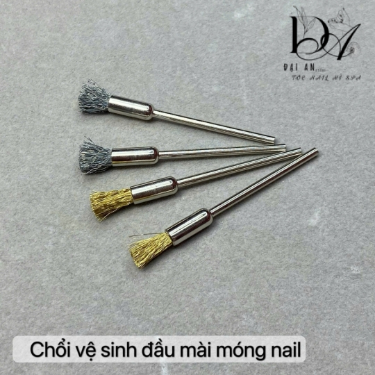 chổi vệ sinh mài móng 