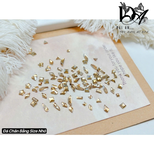 Đá chân bằng size nhỏ màu trà 