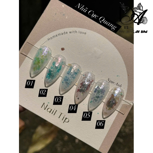nail nhũ cực quang