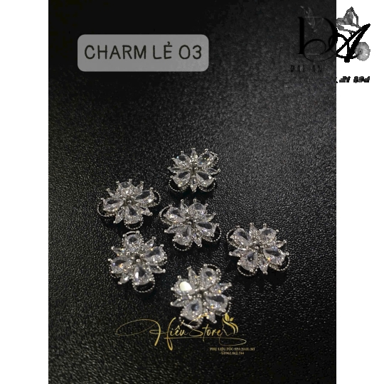Mẫu charm bán lẻ 